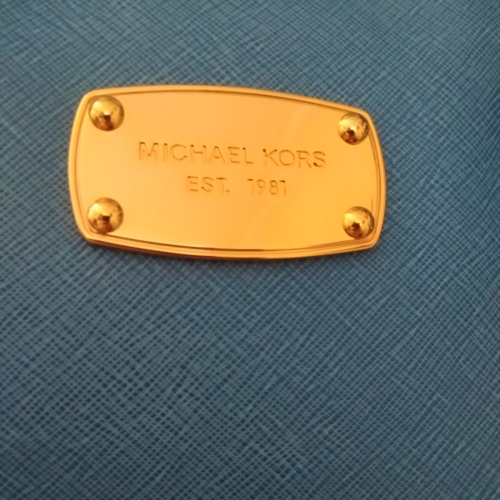 Michael Kors Bright Blue purse - Picture 2 of 10